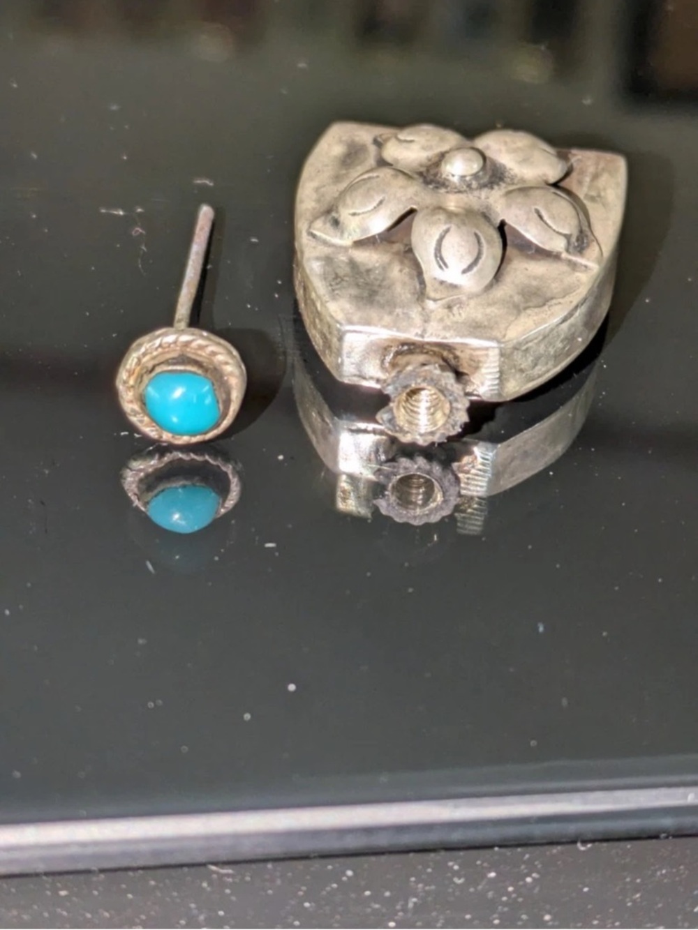 Vintage 1940s sterling silver Taxco signed snuff bottle with turquoise top - Picture 4 of 7